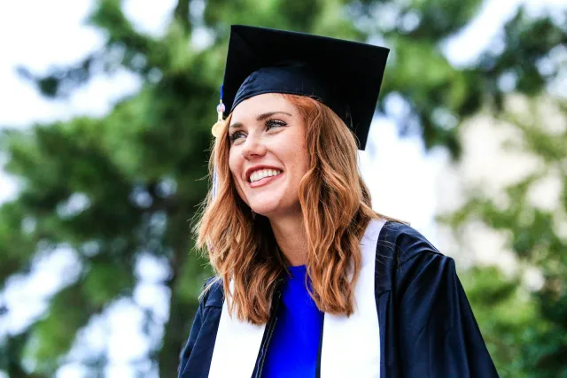 Riasan wisuda yang tahan seharian
